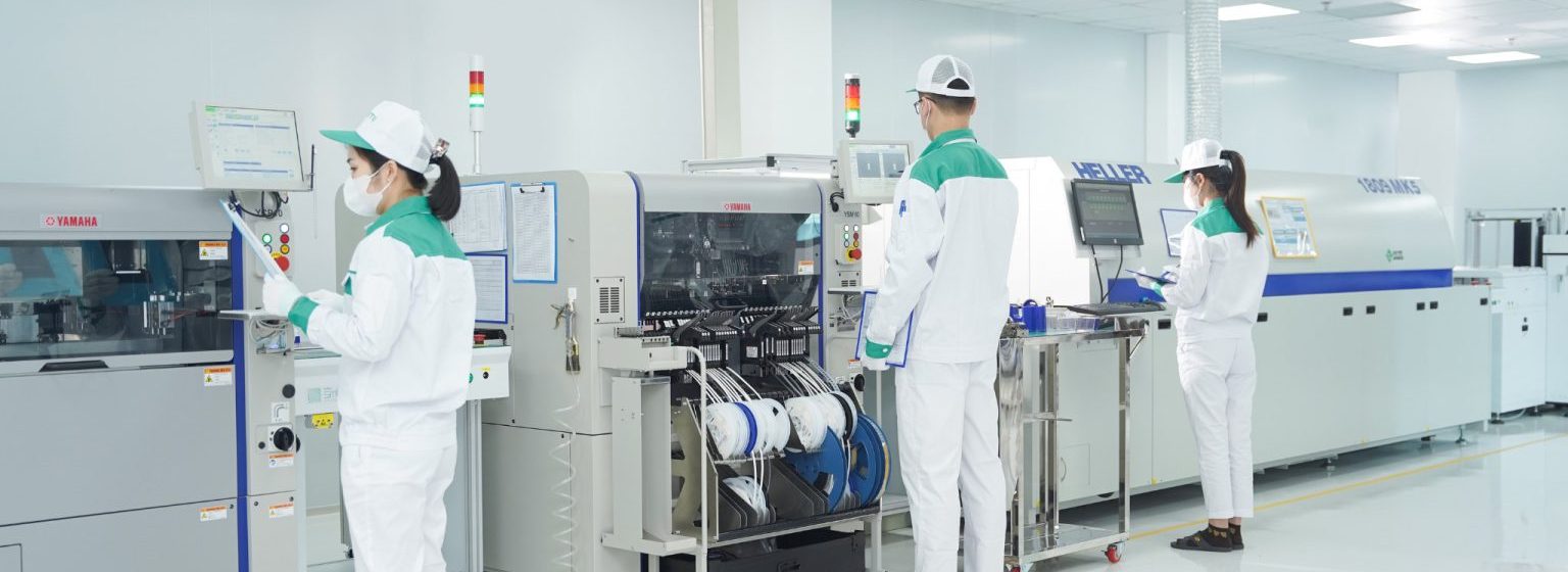 banner-lumi-smart-factory-1-1536x598