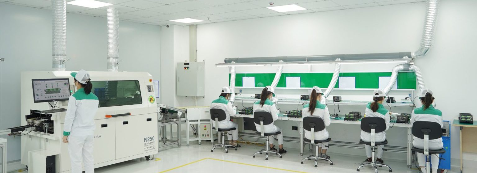 banner-lumi-smart-factory-2-1536x598