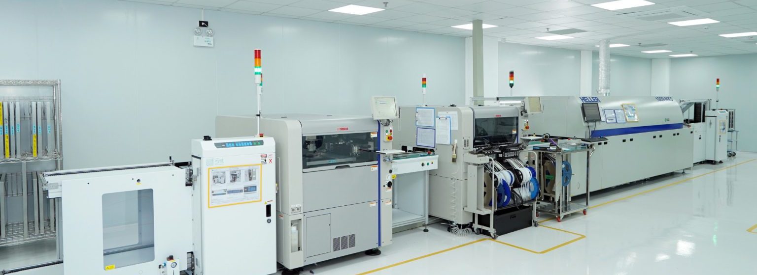 hinh-anh-day-chuyen-san-xuat-SMT-1-1536x768