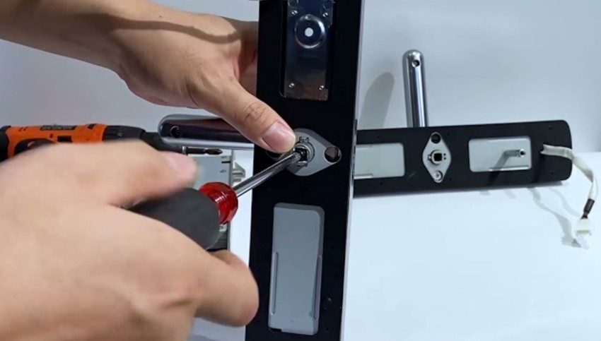 Cách lắp khóa cửa thông minh