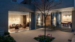 Dèn-spotlight-1-300x171