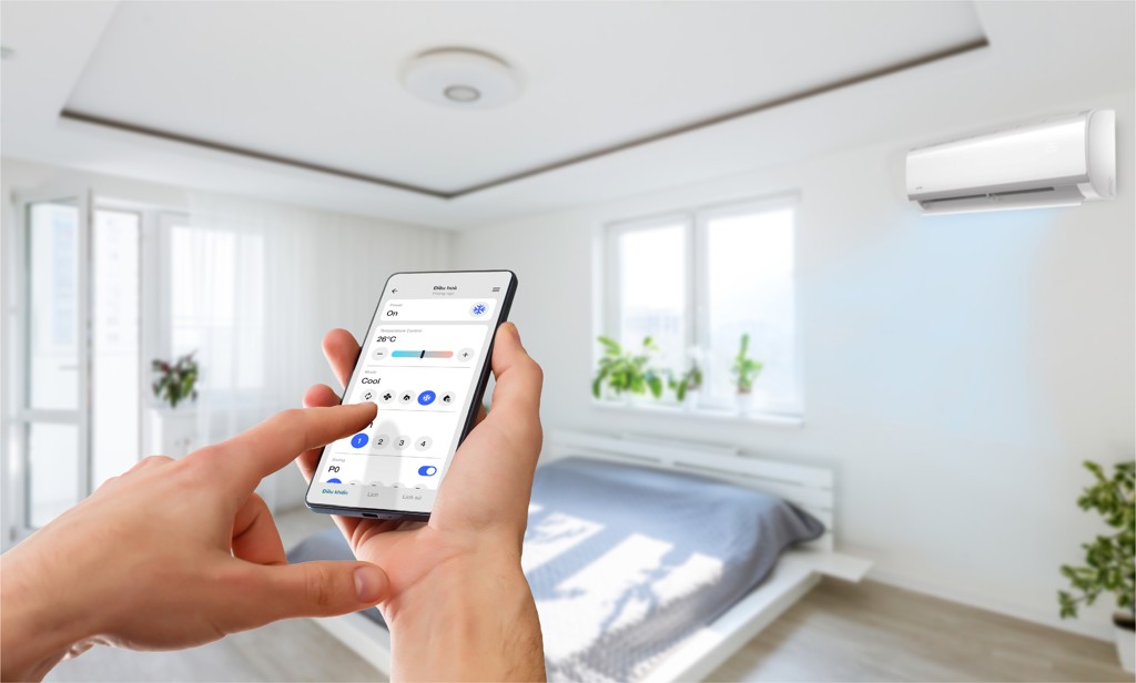 Điều khiển điều hòa, ti vi, quạt điện bằng smartphone