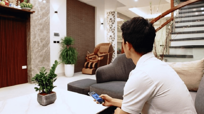 Nhà thông minh cầu thu Đình Trọng tặng bố mẹ