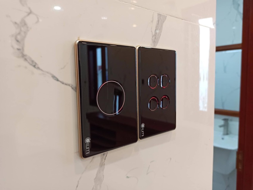 Công tắc đèn thông minh